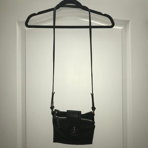Shoulder strap purse